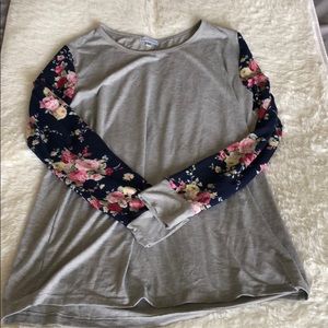 Long tunic tee with floral sleeves